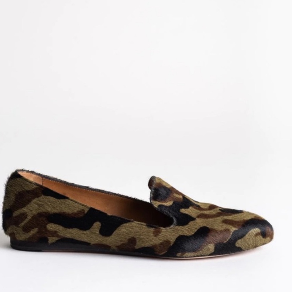 Veronica Beard Griffin Camouflage Fur Loafers size 38.5
